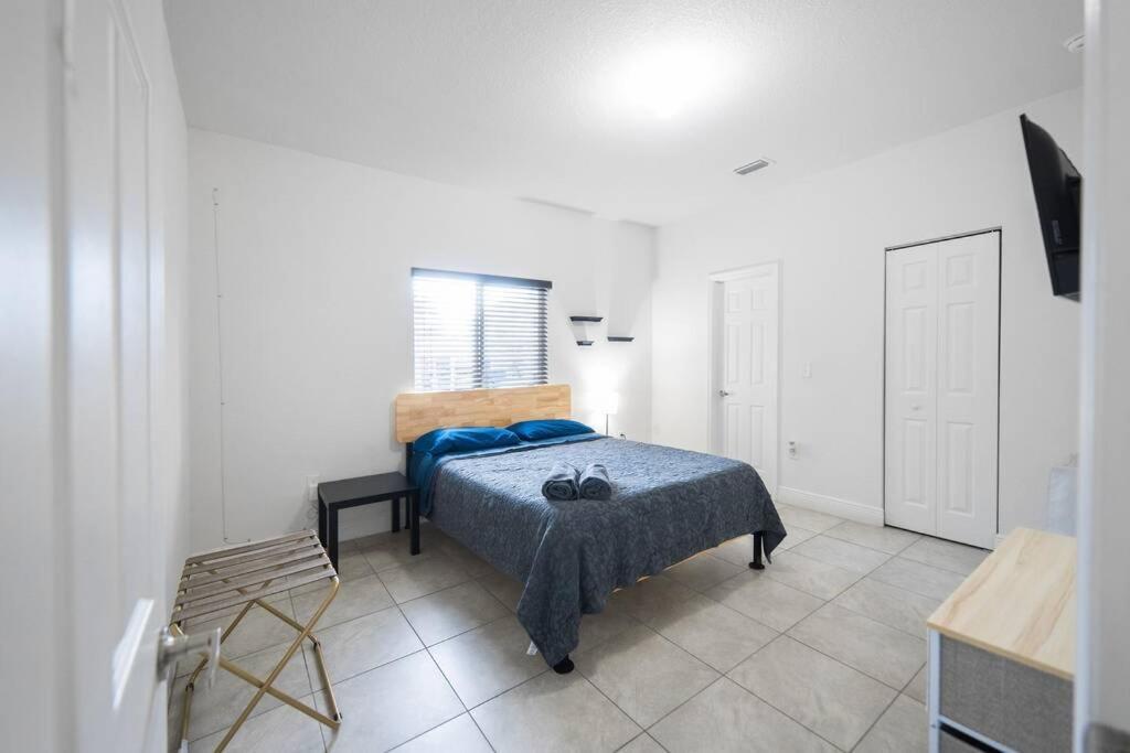 New House On The Block Near Airport. Casa vacanze *